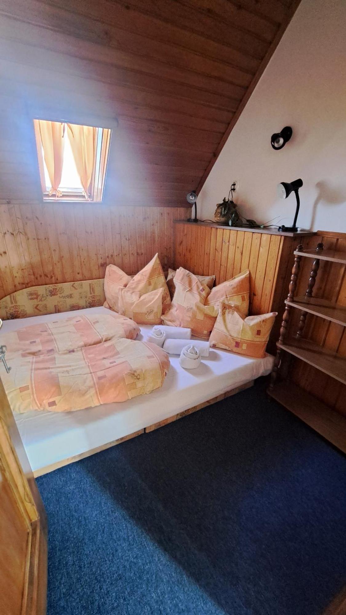 Balla Apartmanház Siófok Esterno foto