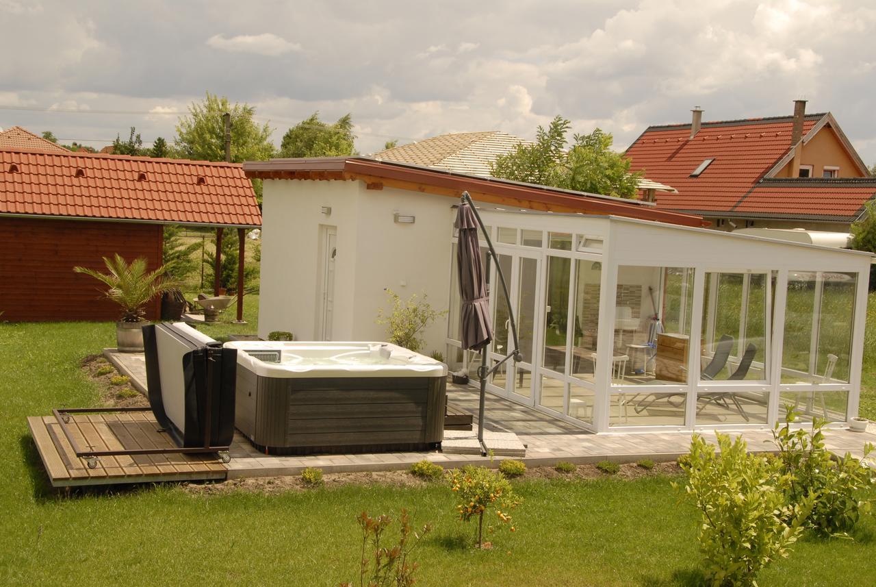 Balla Apartmanház Siófok Esterno foto
