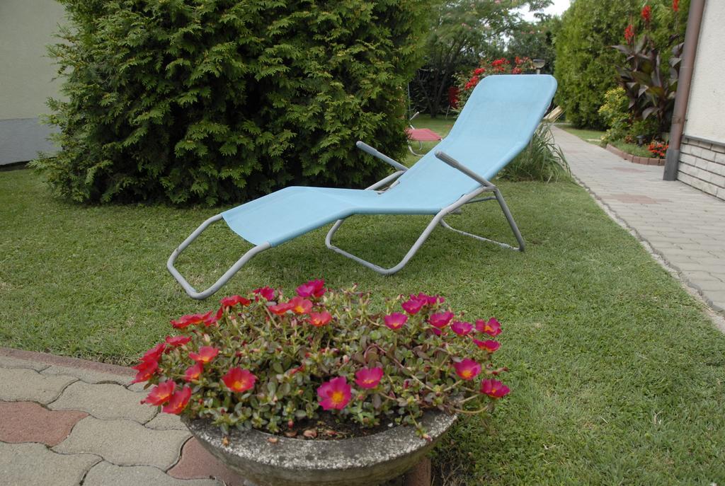Balla Apartmanház Siófok Esterno foto